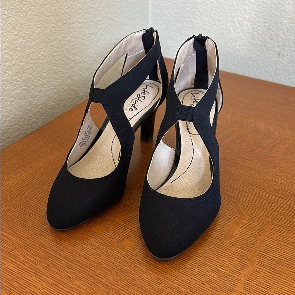 Life Stride Black Heels for Effortless Elegance